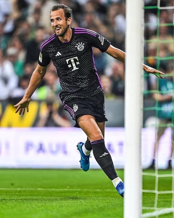 他推入了手 他推入了手